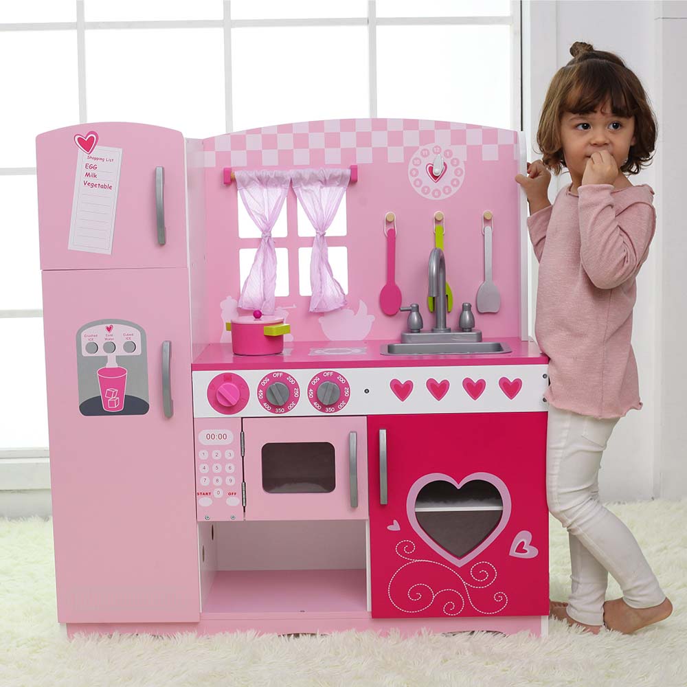 Classic World –  Pink Kitchen