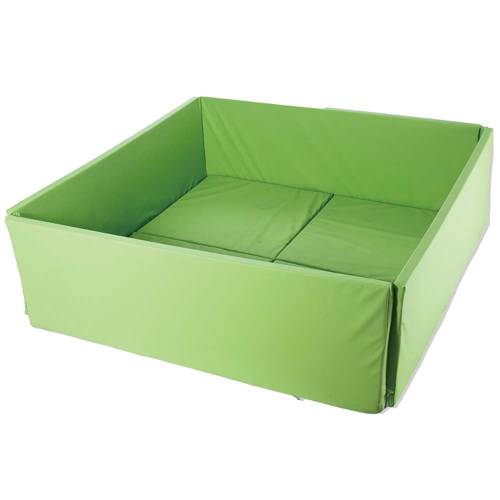 Durable playmat with Sides